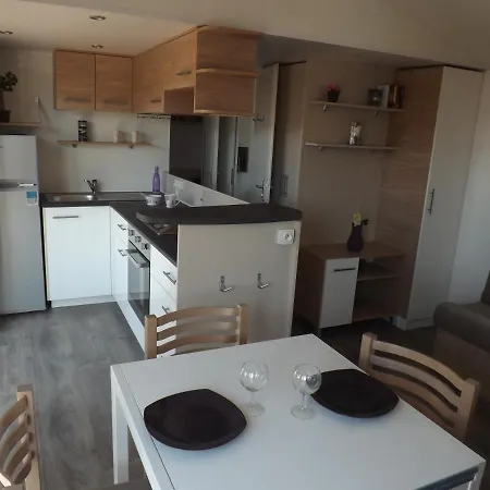Mobilhome 6 Pers